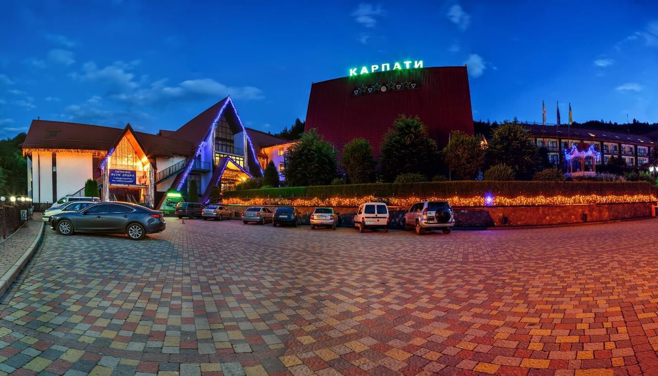 Karpaty Hotel Yaremche Exterior photo